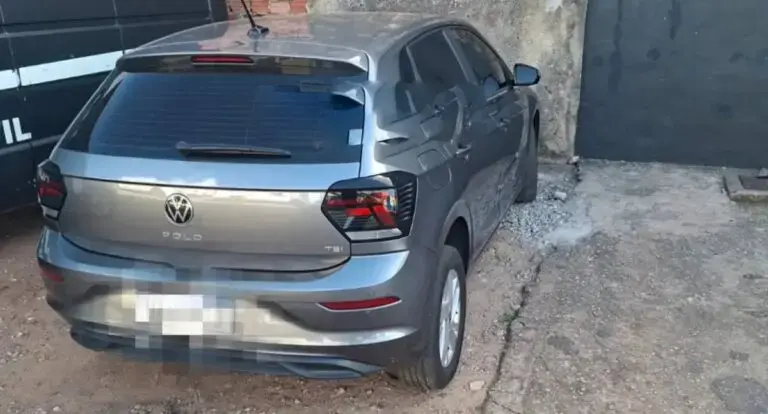  DERFRVA recupera carro após desacordo comercial em Porto Velho 