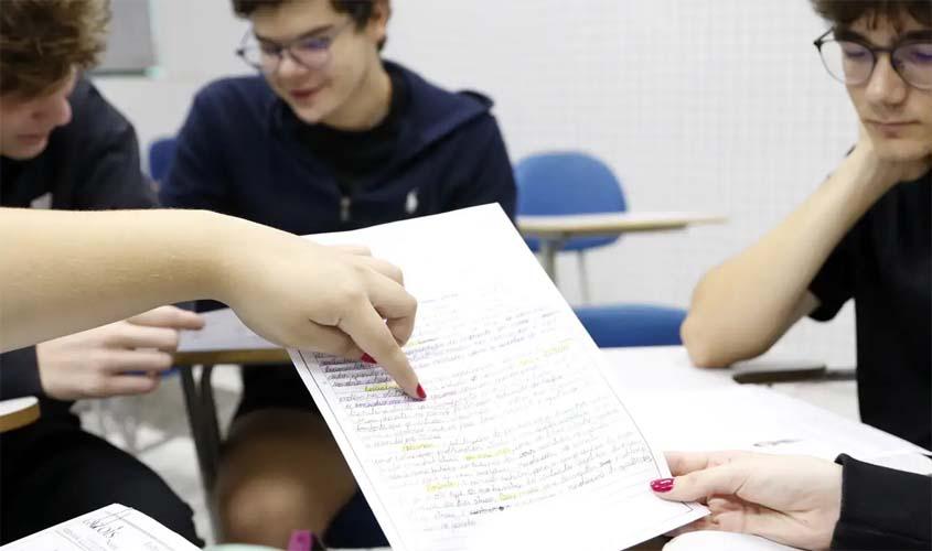 Encceja 2026: cartilha de redação já está disponível