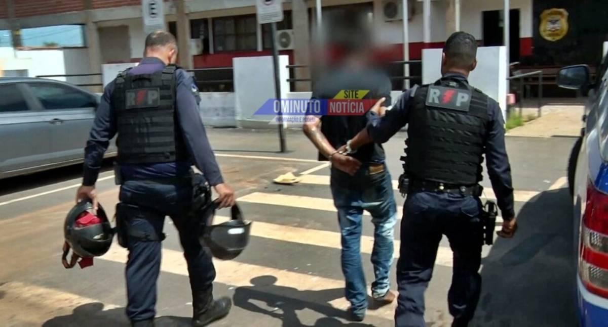 Homem é preso depois de tentar enforcar a própria mãe e mentir identidade em RO
