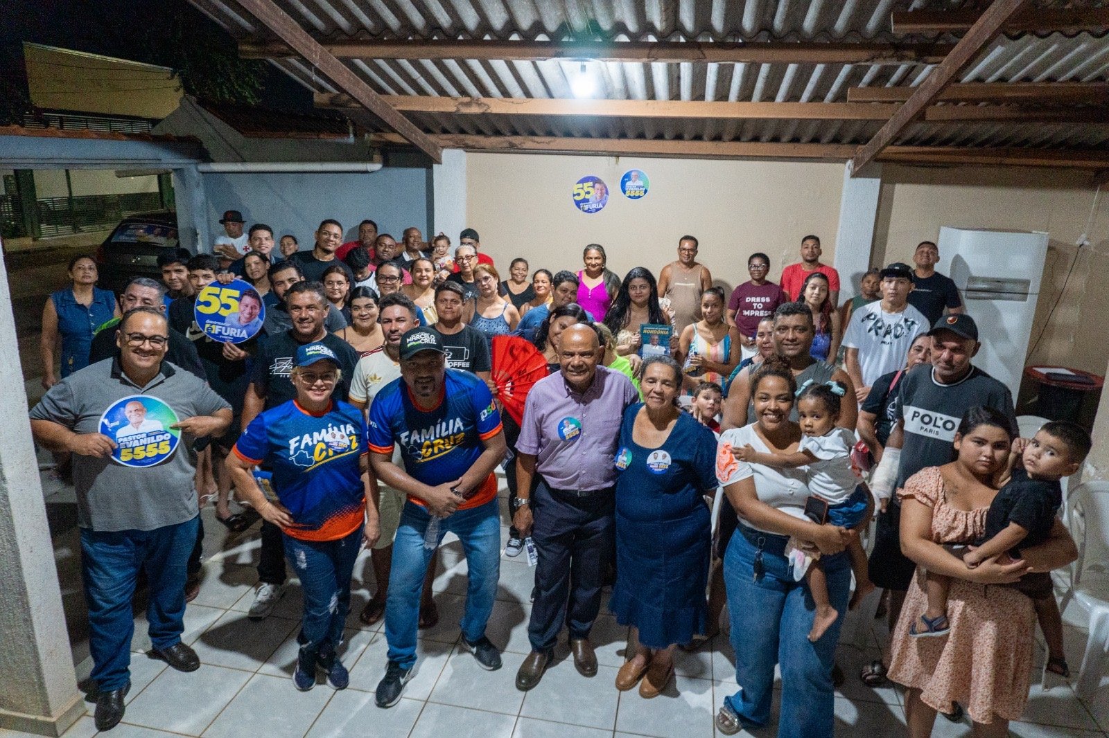Pastor Evanildo apresenta propostas e ouve demandas da população durante reuniões em Porto Velho