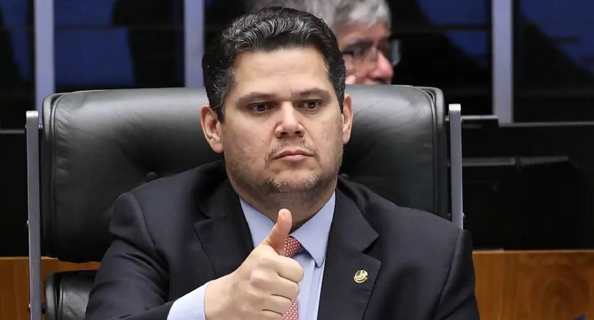 PEC do fim da escala 6x1 avança no Senado depois de diálogo com Lula
