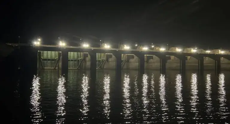  Polícia Militar apreende explosivos e embarcação durante patrulhamento fluvial no Rio Madeira em Porto Velho 