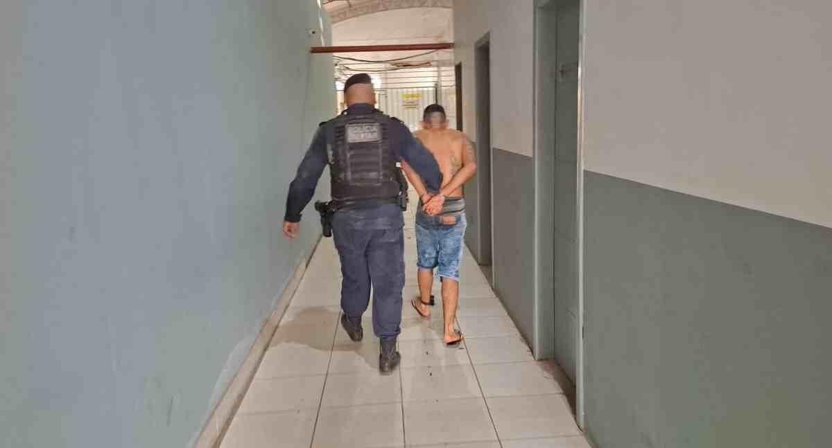 Adolescente é apreendido por tráfico de drogas e receptação de veículo em RO