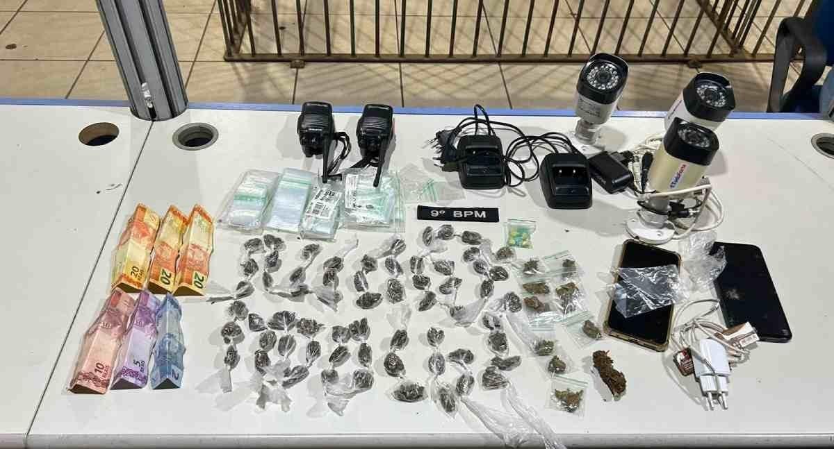 Denúncia de moradores leva PM a ponto de drogas e encerra com dois adolescentes apreendidos no Areal