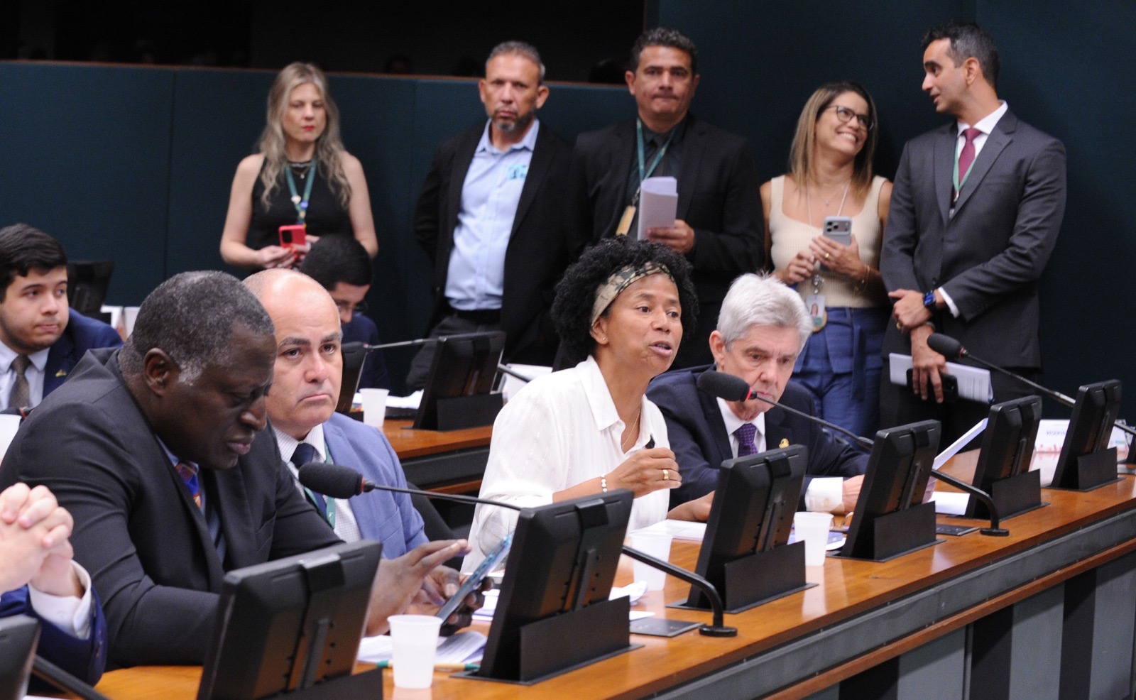 Justiça: Sílvia Cristina comemora a aprovação da PEC 47 na CCJ da Câmara