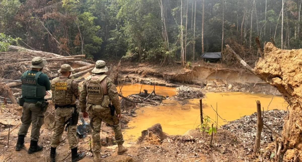 Polícia Federal e IBAMA desarticulam garimpo ilegal em terras indígenas no interior de Rondônia