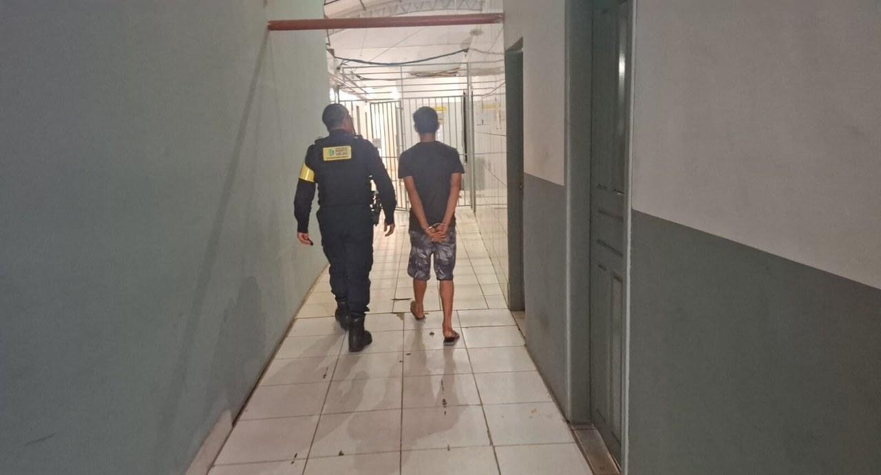 Suspeito é preso com 174 porções de drogas na Zona Leste de Porto Velho