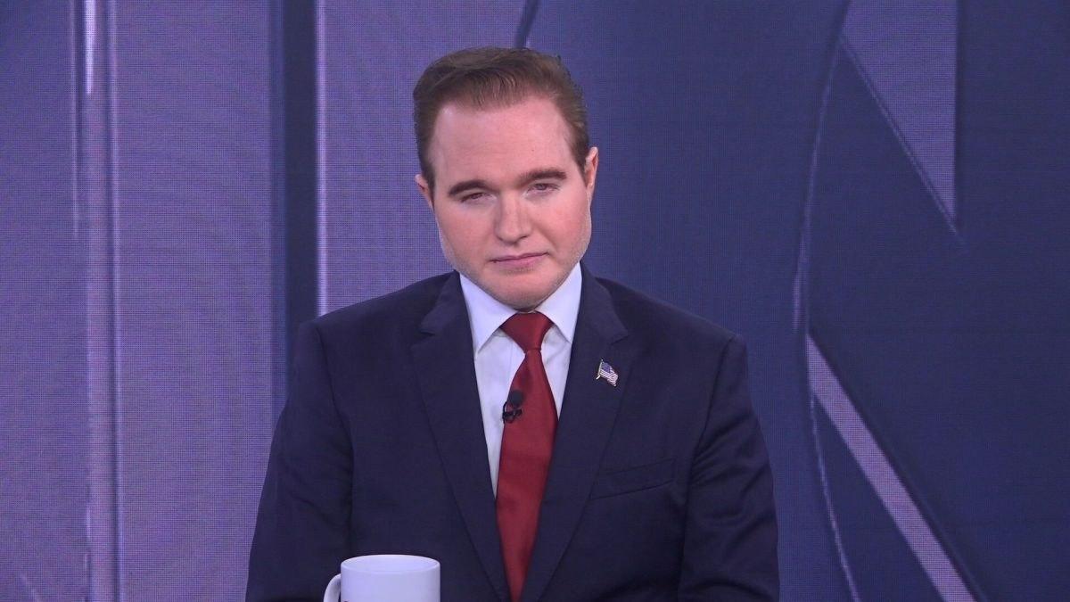 Advogado de Donald Trump critica decisão de Zanin sobre votação no Brasil e levanta suspeitas sobre eleições