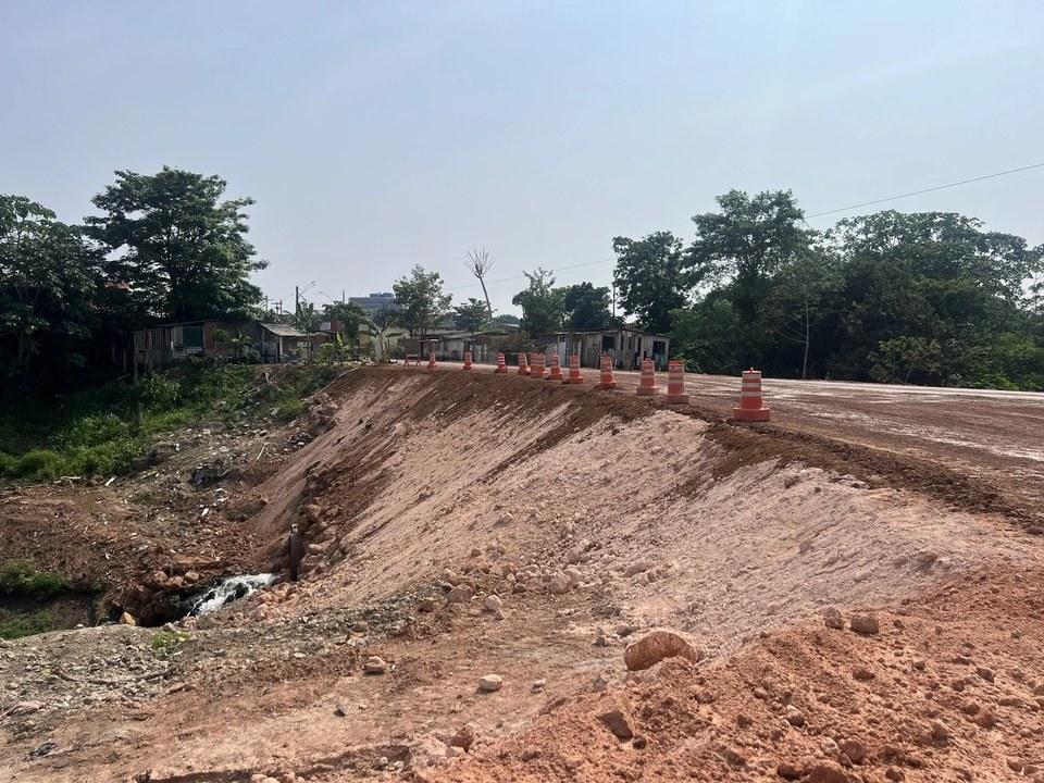 Cai N’água avança na recuperação de área histórica com liberação do tráfego