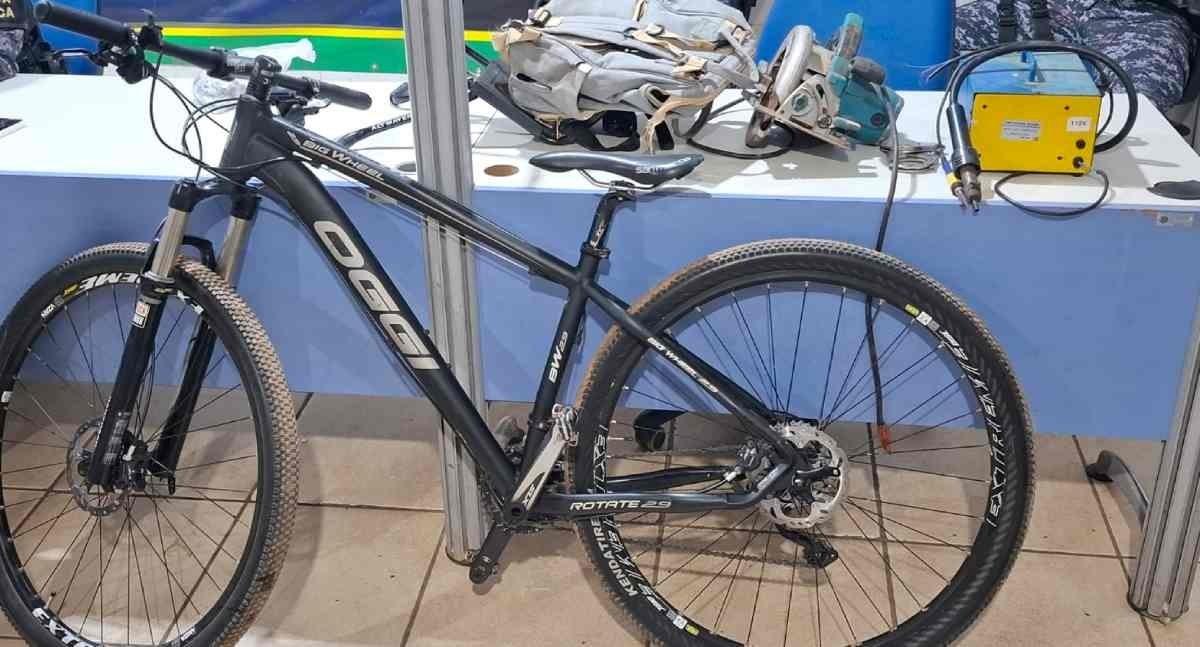 Equipe do 1º BPM recupera bicicleta furtada e prende suspeito em Porto Velho