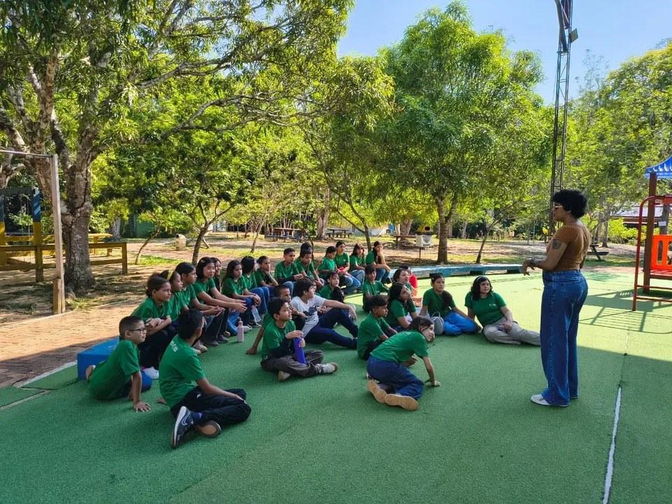 Passeios educativos no Parque Natural aproximam estudantes da natureza em Porto Velho