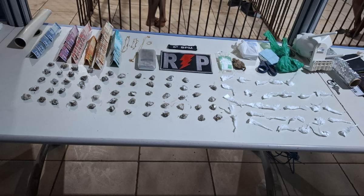 Polícia Militar prende quatro suspeitos com drogas, dinheiro e balança de precisão na Zona Leste de Porto Velho