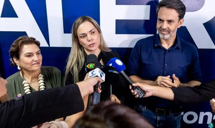 Alero recebe ministra das Mulheres para tratar da Casa da Mulher Brasileira