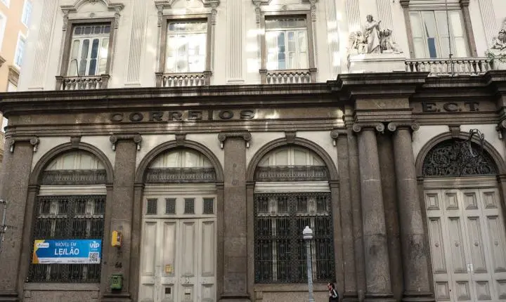 Antiga sede dos Correios no centro do Rio vai a leilão nesta quinta