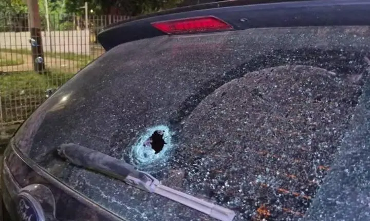 Carro com apoiadores do presidente reeleito Lula é atacado a tiros no Centro de Porto Velho