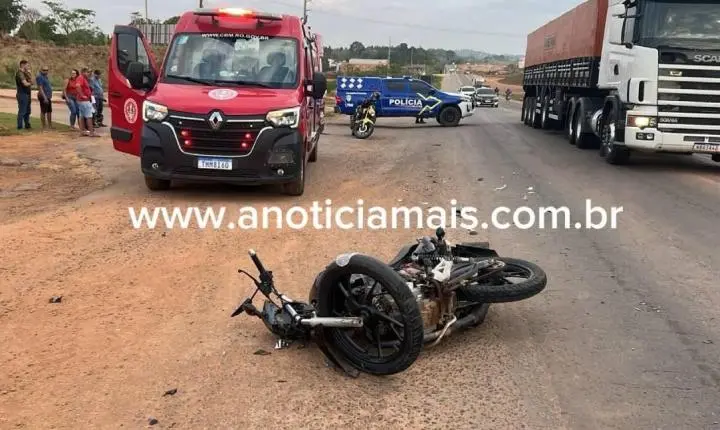 Colisão entre duas motocicletas deixa duas pessoas feridas na BR-364