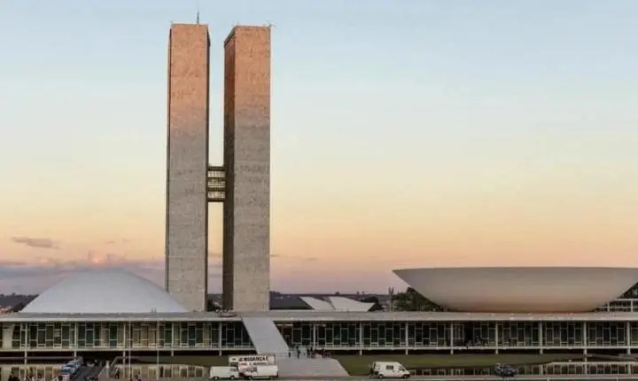Concurso da Câmara dos Deputados abre inscrições nesta quinta-feira