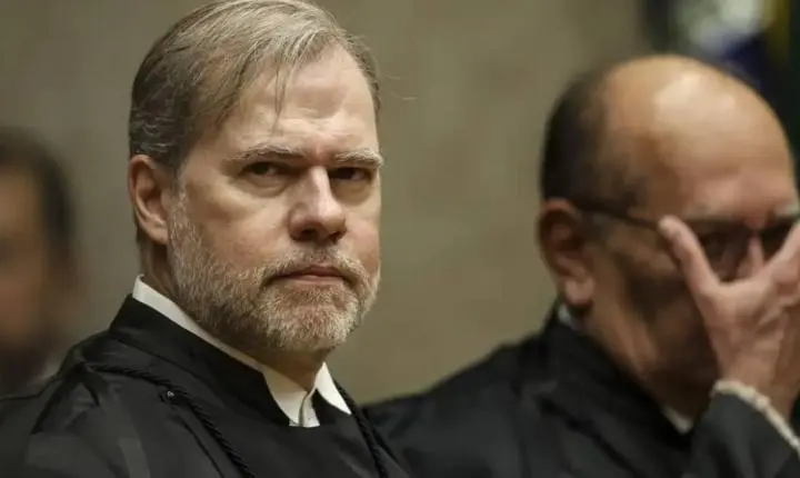 Dias Toffoli toma posse como ministro efetivo do TSE