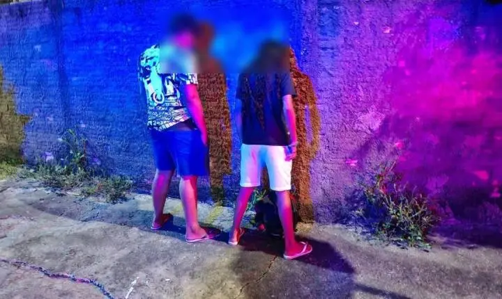 Dupla em motocicleta em alta velocidade é abordada após fuga e manobras perigosas em Porto Velho