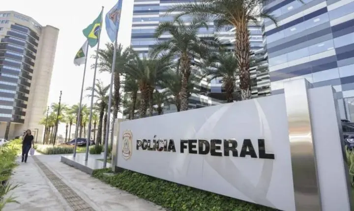 Gabinetes de ministros recebem íntegra de dados do celular de Daniel Vorcaro depois de determinação