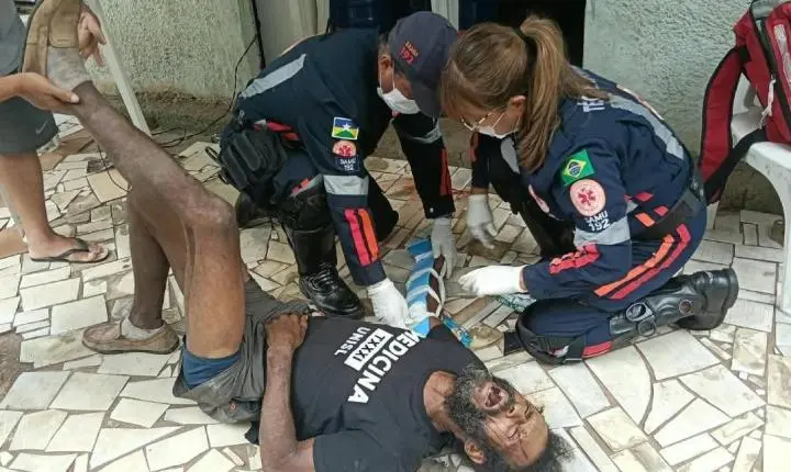 Homem é espancado a pauladas após acusações de furto na zona norte de Porto Velho