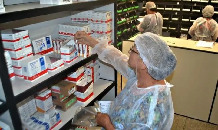 Ieda Chaves garante R$ 2 milhões em medicamentos para Hospital e UBSs de Guajará-Mirim