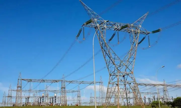Lula assina decreto que regulamenta mercado livre de energia para residências e empresas