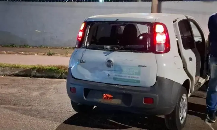 Motoboy fica gravemente ferido em colisão com veículo oficial da Sesau na capital rondoniense