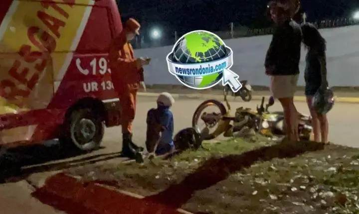 Motociclista sofre fratura na perna depois de derrapar na pista molhada e colidir com carro na Zona Sul de Porto Velho