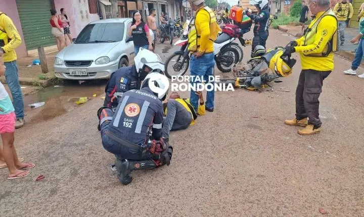 Mototaxista fica ferido após colisão com caçamba na zona Leste