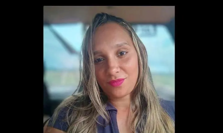 Mulher suspeita de matar marido a facada está foragida