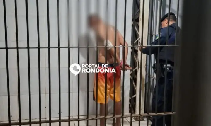 Pai encontra conversas entre homem e filha adolescente, agride suspeito e chama a PM