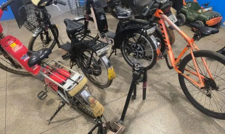 Polícia Militar encontra desmanche de bicicletas furtadas, apreende dois adolescentes e recolhe drogas em Vilhena