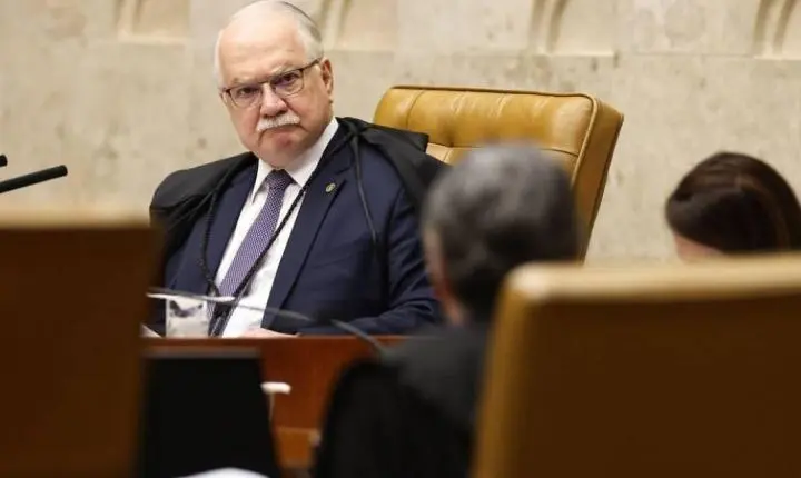 Presidente do Supremo Tribunal Federal cancela sessão plenária ordinária em meio a crise entre ministros da Corte