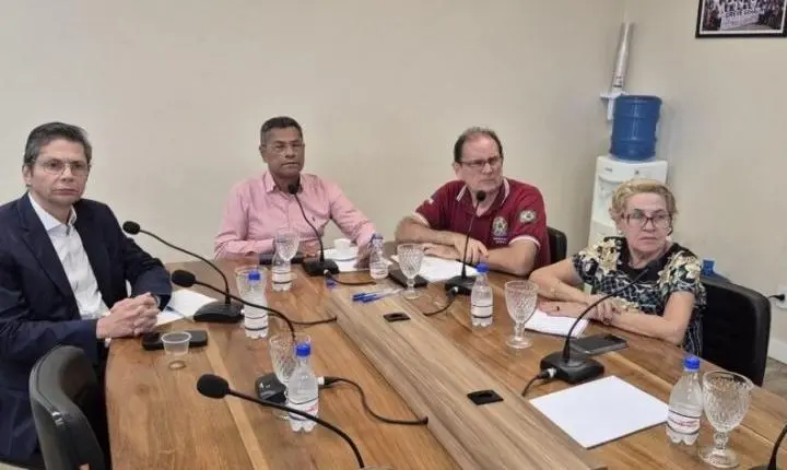 Sindsef/RO cobra reenquadramento de servidores e solução para aposentadorias de professores do ex-território em reunião com o MGI