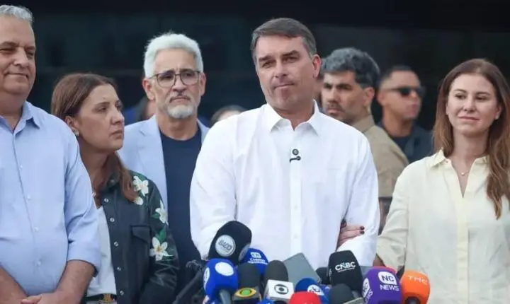 STF desmente realização de busca e apreensão na residência de Flávio Bolsonaro