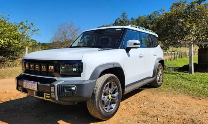 SUV híbrido plug-in alia tecnologia, conforto e autonomia de até 1.100 km