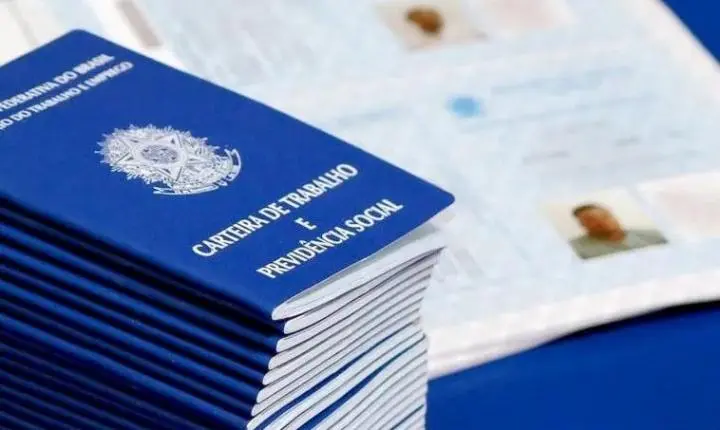 Vagas na comunicação, saúde e construção estão disponíveis no Sine
