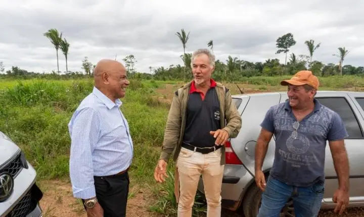 Vereador Pastor Evanildo busca melhorias no acesso e na trafegabilidade para moradores da Ponta do Abunã