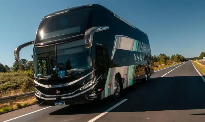 Volvo leva inteligência artificial I-See aos ônibus rodoviários