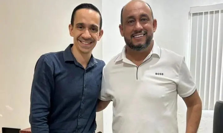 Wanoel Martins leva pauta dos servidores e do Baixo Madeira ao secretário de administração